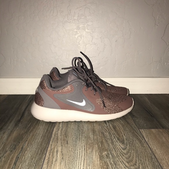 Nike Shoes - Nike Wmns Zaca Running Womens Shoes BV7489-001